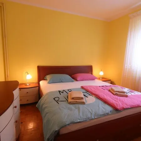 Appartamento Gortanova In Stoja Mit Privater Terrasse By Interhome