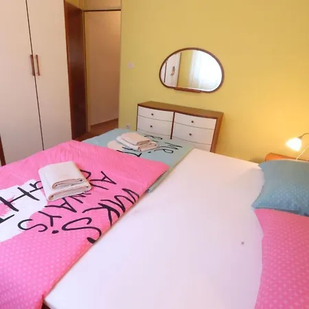 Appartamento Gortanova In Stoja Mit Privater Terrasse By Interhome Pola