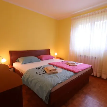 Gortanova In Stoja Mit Privater Terrasse By Interhome Appartamento Pola