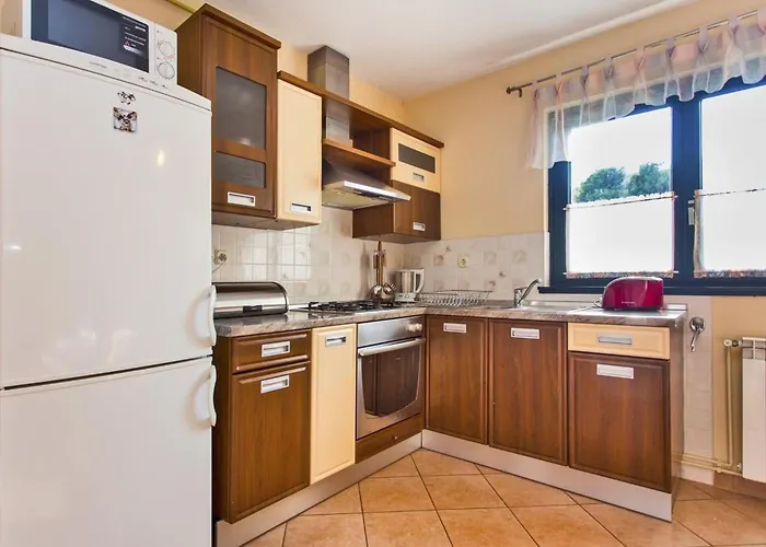 Gortanova In Stoja Mit Privater Terrasse By Interhome Apartment Pula