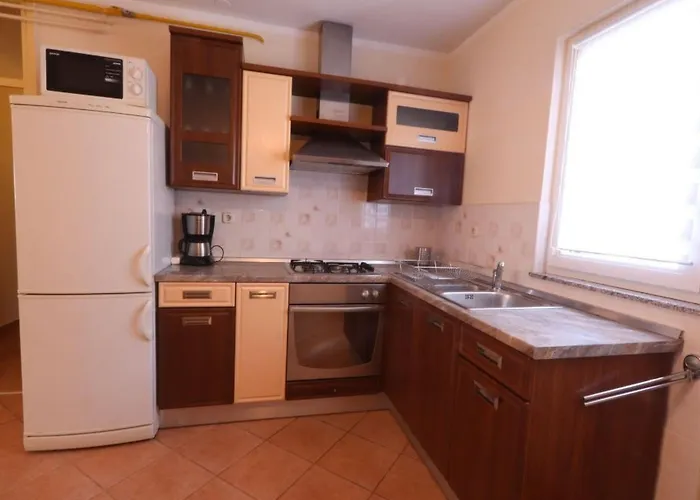 Apartment Gortanova In Stoja Mit Privater Terrasse By Interhome Pula