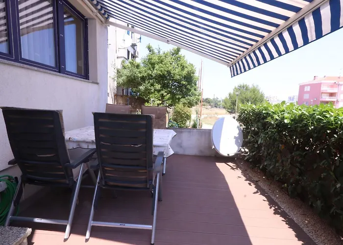 Gortanova In Stoja Mit Privater Terrasse By Interhome * Pula